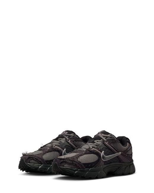 Nike Black V5 Runner Sneaker for men