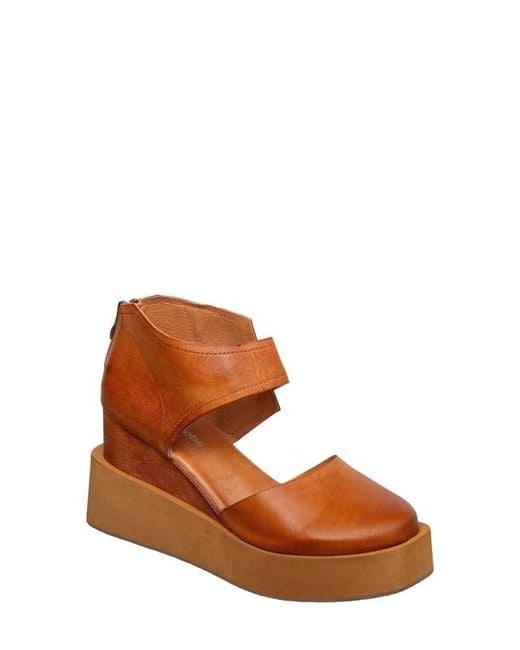 Antelope Brown Ursula Platform Wedge Pump