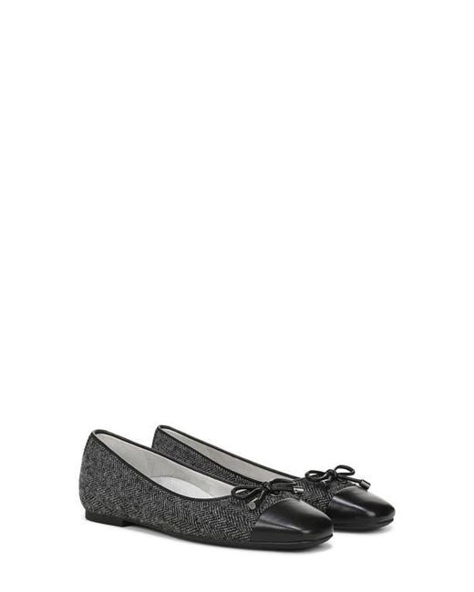 Vionic Multicolor Klara Cap Toe Flat