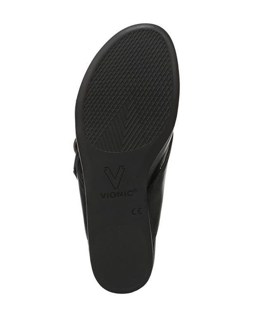 Vionic Black Grove Flip Flop
