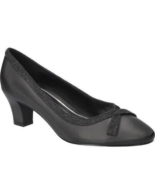 Easy Street Black Kata Pump