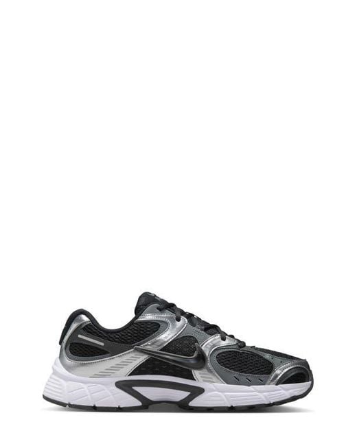 Nike Black V5 Rnr Sneaker for men
