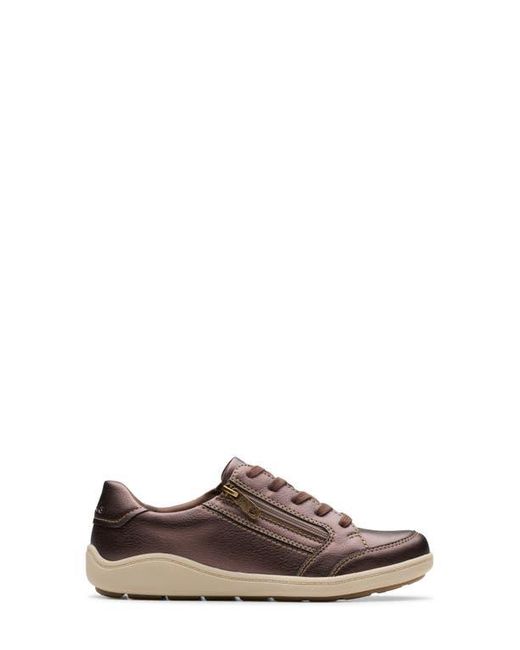 Clarks Brown Bryianne Bayla Sneaker