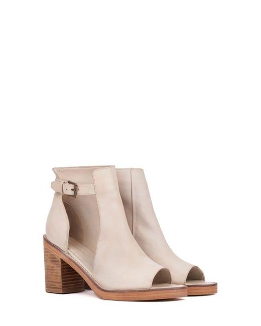Vintage Foundry Natural Laverne Block Heel Sandal
