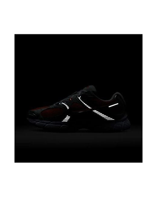 Nike Multicolor V5 Rnr Sneaker for men