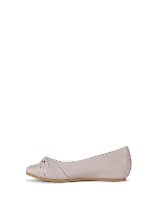 BareTraps Gray Chainey Flat