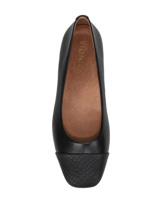 Vionic Black Hollen Cap Toe Flat