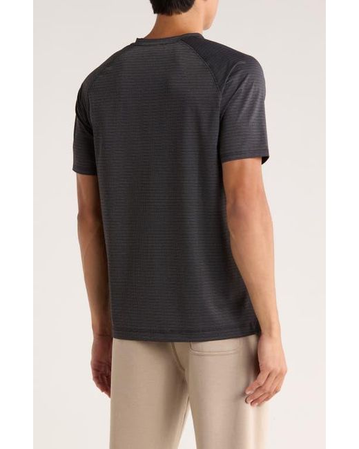 90 Degrees Black Peak Motion Crewneck T-Shirt for men