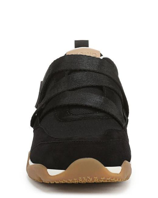 Vionic Black Walk Slim Gia Sneaker