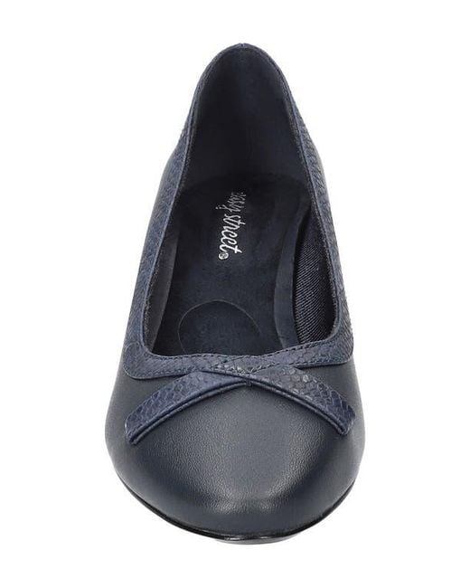 Easy Street Blue Kata Pump