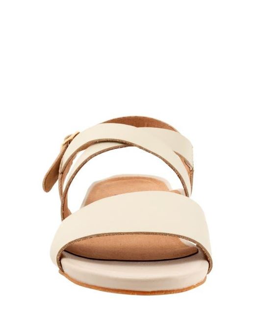 Softwalk® Metallic Cali Sandal