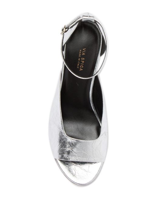where are via spiga shoes made