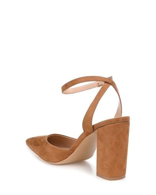 Journee Collection Brown Tyra Pump