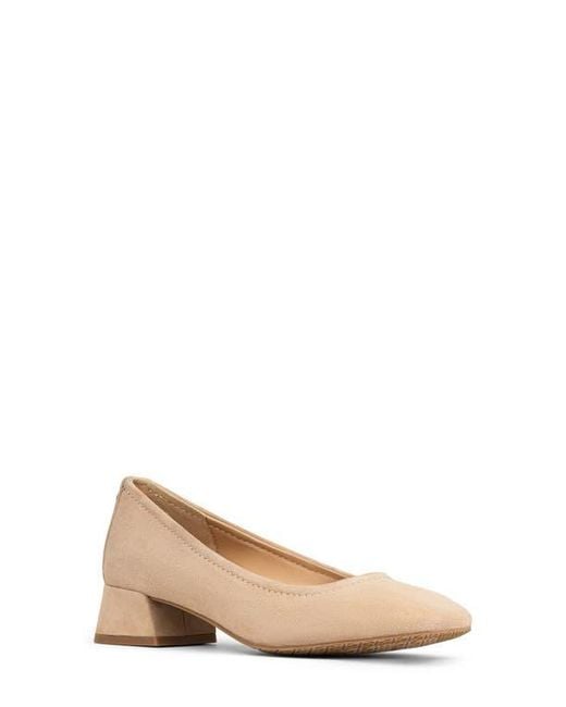 Donald J Pliner Natural Rya Square Toe Pump
