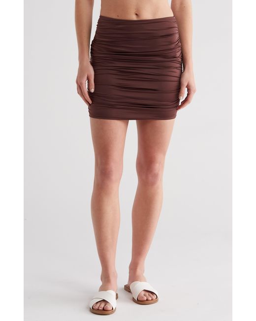 GOOD AMERICAN Red Ruched Miniskirt