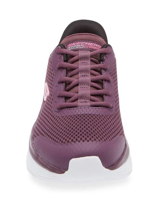 Skechers Purple D'Lux Ultra Swift-Fit Sneaker