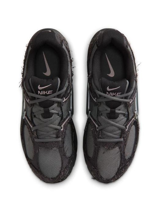 Nike Black V5 Runner Sneaker for men