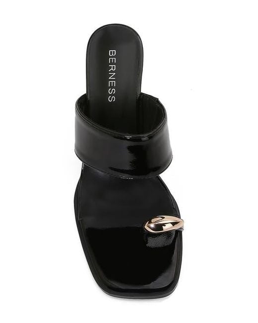 BERNESS Black Catha Toe Loop Sandal