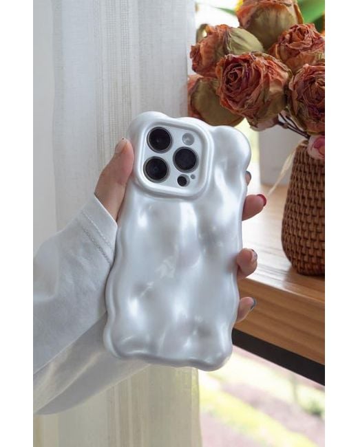 Auramma White Pearly Bubbles Iphone 15 Pro Case