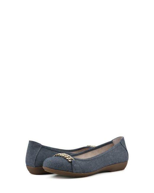 White Mountain Blue Chain Detail Slip-On Flats