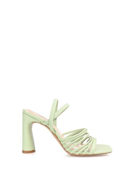Journee Collection Metallic Hera Pump