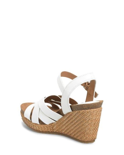 Söfft Brown Carlana Wedge Sandal