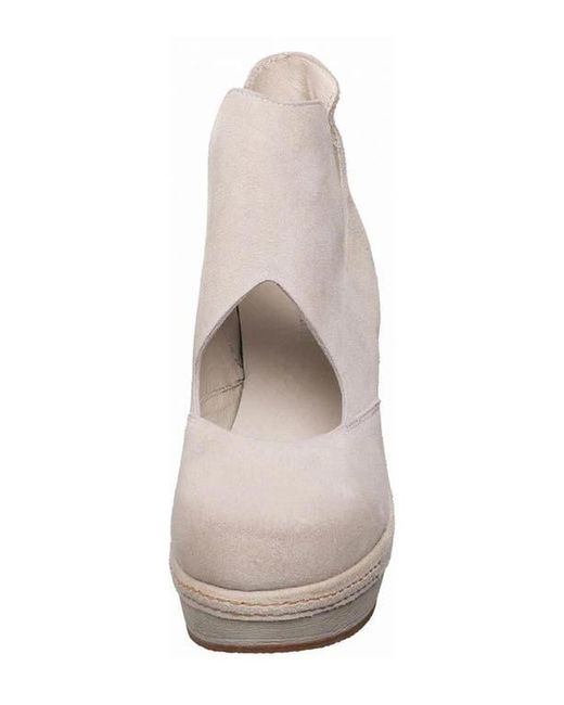 Antelope White Platform Pump