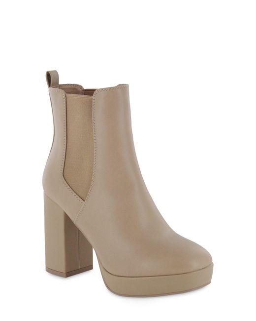 mia cayson platform boot