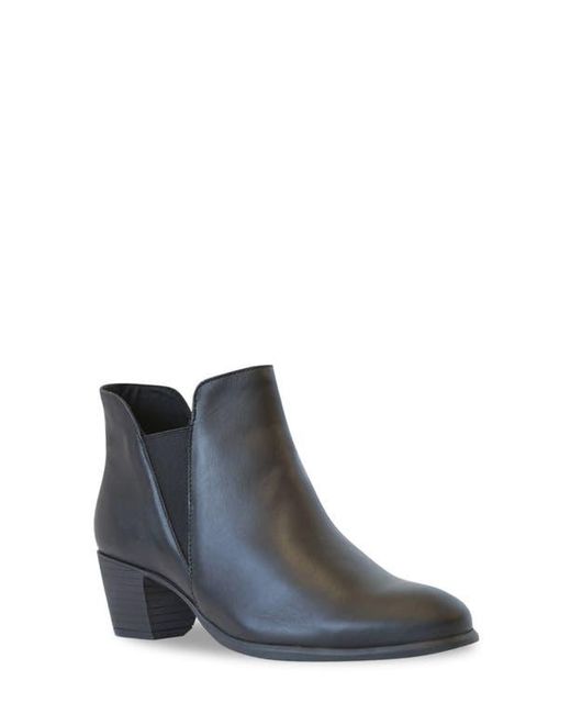 Munro Multicolor Jackson Chelsea Boot
