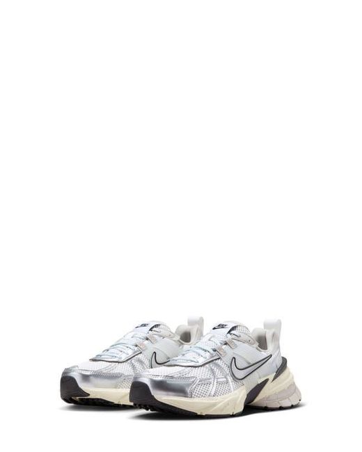 Nike White V2k Run Sneaker