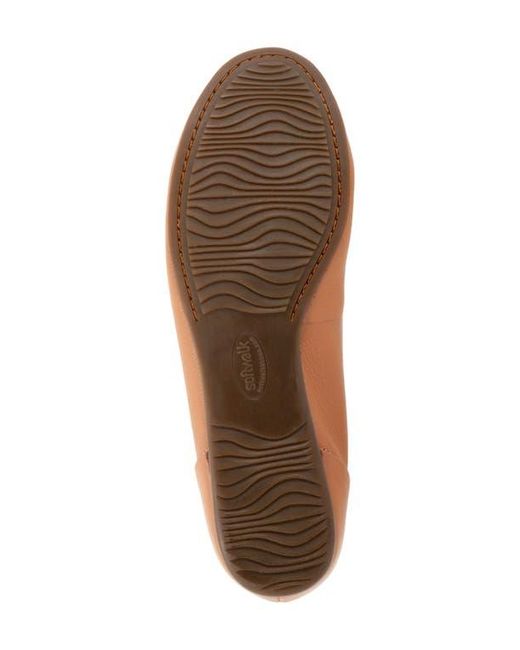 Softwalk® Brown Sonoma Flat