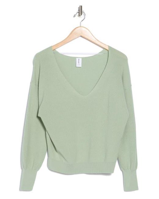 Abound v neck sweater deals