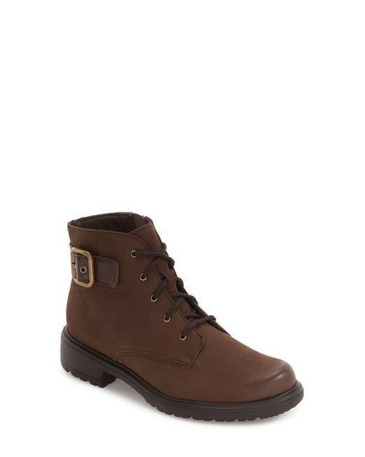 Munro Bradley Water Resistant Boot in Brown Lyst