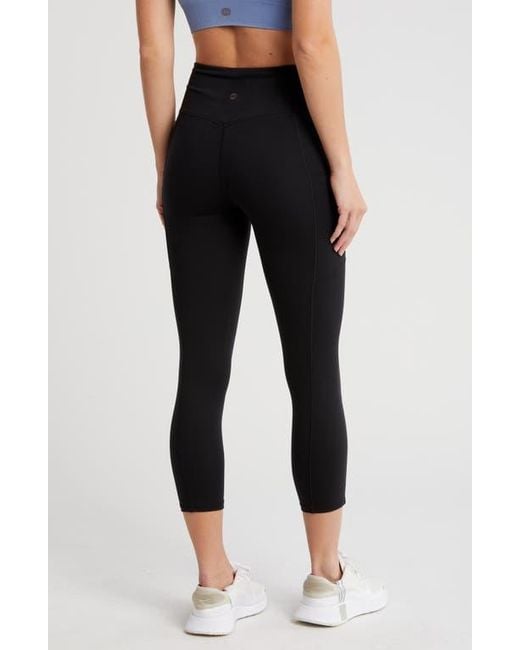 Balance Collection Megan Pocket Capri Leggings in Black Lyst