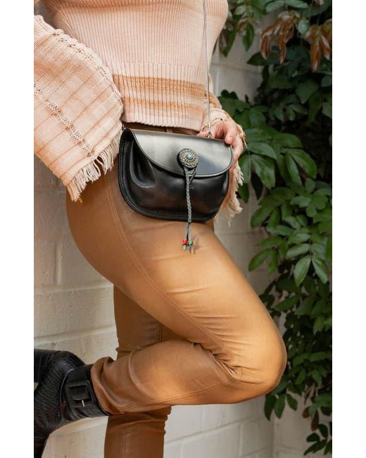 Old Trend Black Leather Chain Crossbody Bag