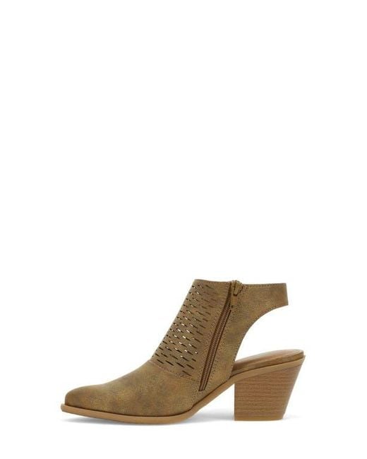 BareTraps Brown Yangley Block Heel Bootie