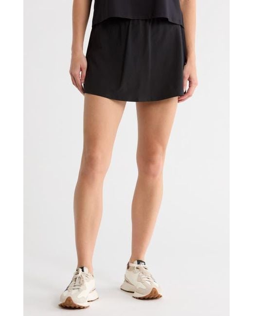 90 Degrees Black Lightstreme Hybrid Pleated Skort
