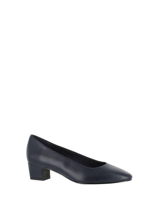 Easy street prim pump outlet