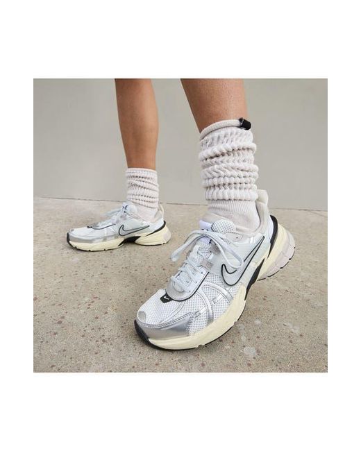 Nike White V2k Run Sneaker