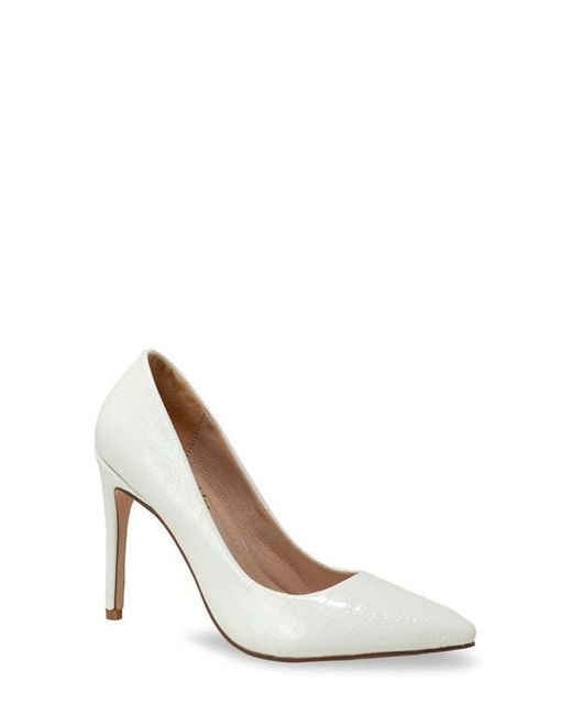 In Touch Footwear White Lala Pointed Toe Pump
