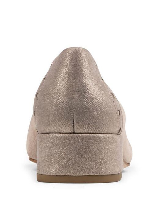Donald J Pliner Brown Cap Toe Pump