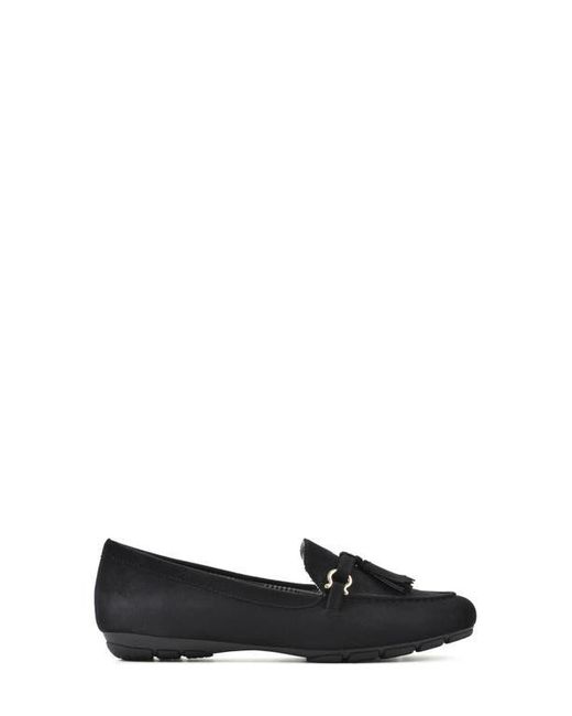 White Mountain Black Gush Tassel Loafer
