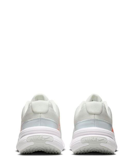 Nike White Uplift Sc Sneaker for men