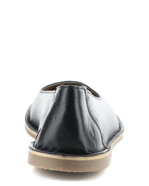 Bos. & Co. Blue Banu Flat