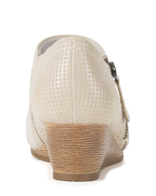 Bare traps wedge on sale bootie