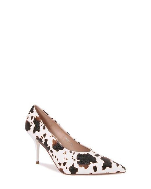 BERNESS White Patent Pointed Toe Pump