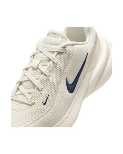 Nike White Uplift Sc Sneaker for men