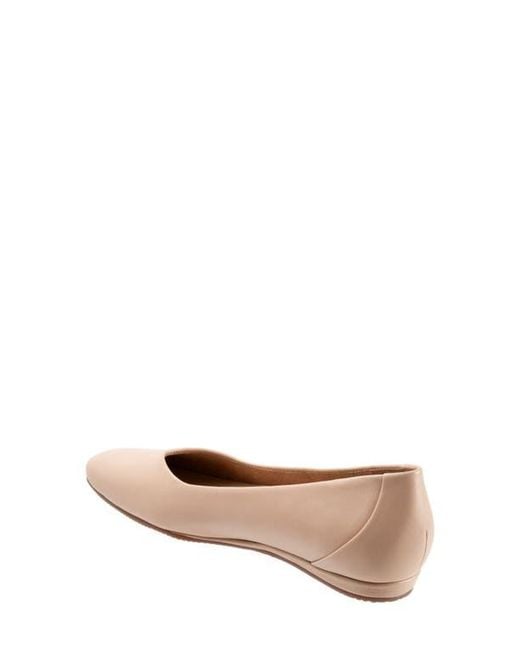 Softwalk® Natural Vellore Flat