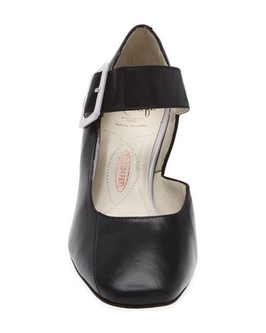 Amalfi by Rangoni Black Superbro Square Toe Pump