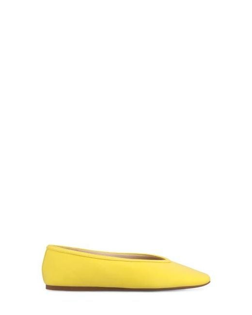 Journee Collection Yellow Fortune Flat
